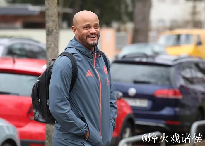 孔帕尼：穆西亚拉接近复出了，希望雅克松在非洲